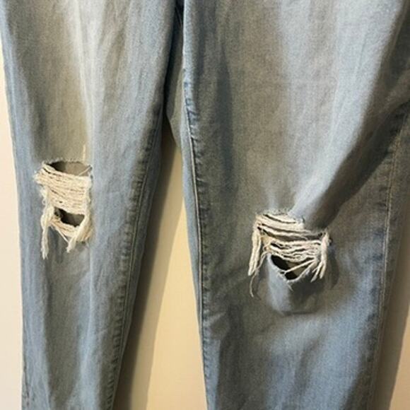 Madewell The Perfect Vintage Straight Jean in Danby Wash: Knee Rip Edition Sz 30 - Picture 3 of 15